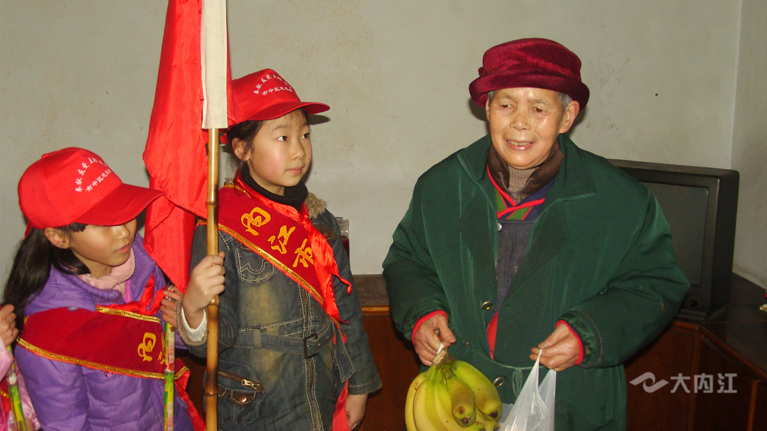 281877_1615428261846801.jpg 7.jpg