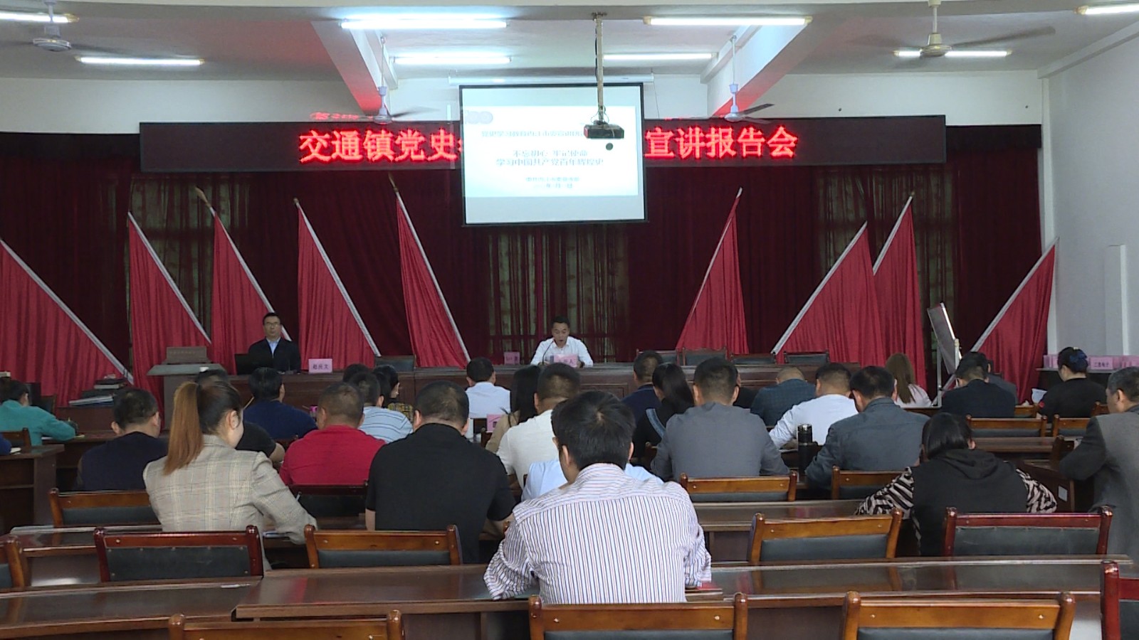 序列 04.00_00_32_09.Still006.jpg