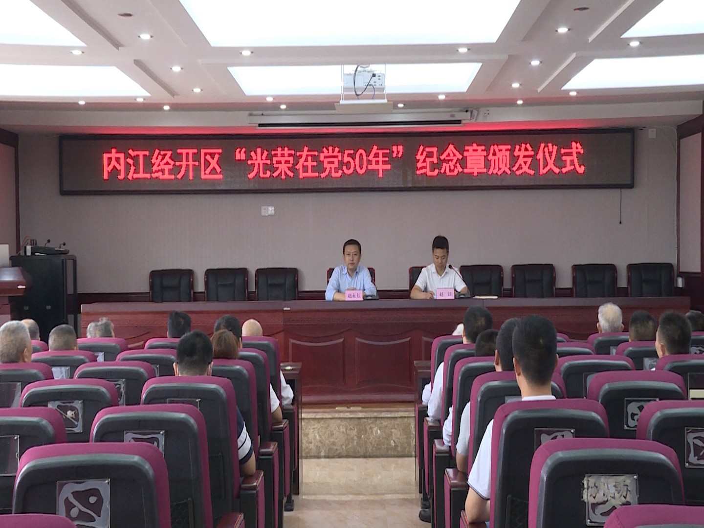 281921_1624682156899292.jpg 281921_1624682156899292.jpg