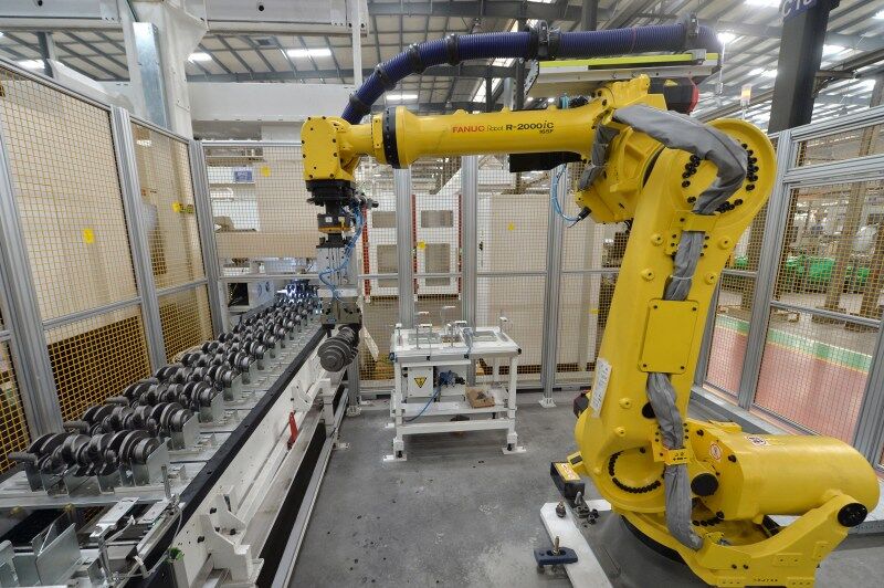 内江金鸿曲轴生产线.王斌摄